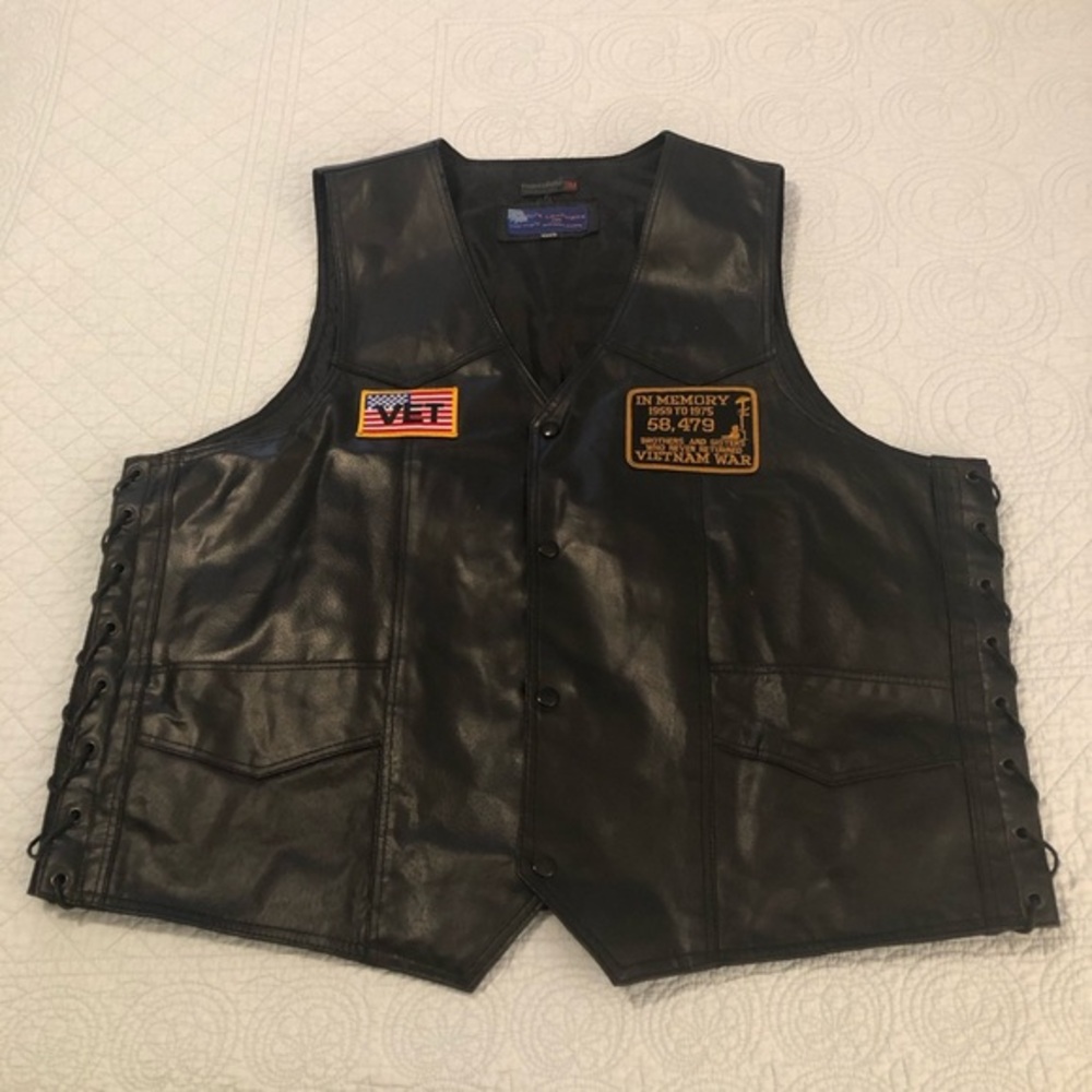 Vintage Vance black leather motorcycle vest. Size 4XL.
